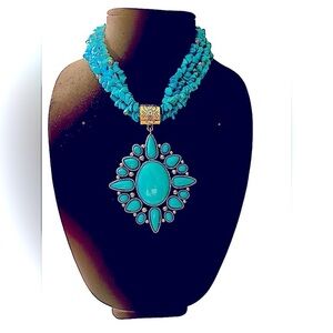 NWOT Rustic Couture Nugget Statement necklace with Large Sunburst Pendent